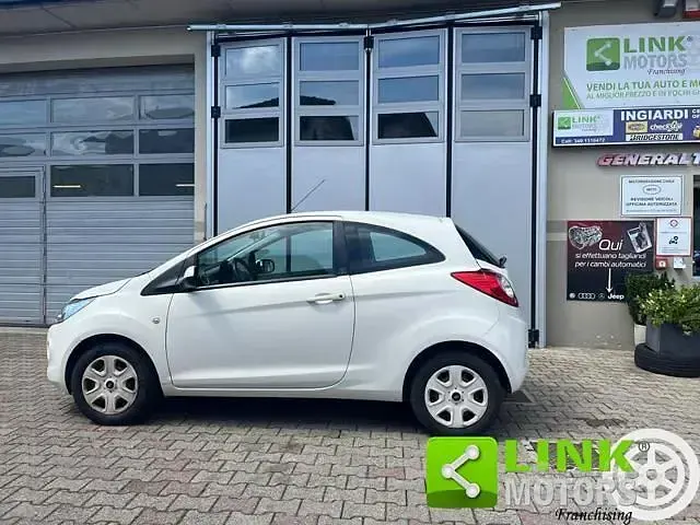 Usata Ford Ka Plus 69 CV (50 kW) 2014 Bianco Utilitaria