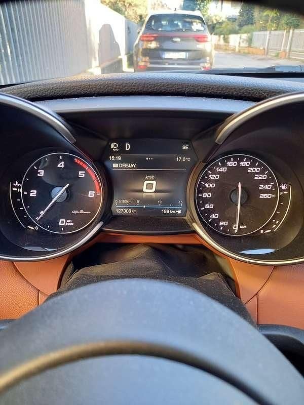 Usata Alfa Romeo Giulia Business 160 CV (117 kW) 2019 Nero Berlina