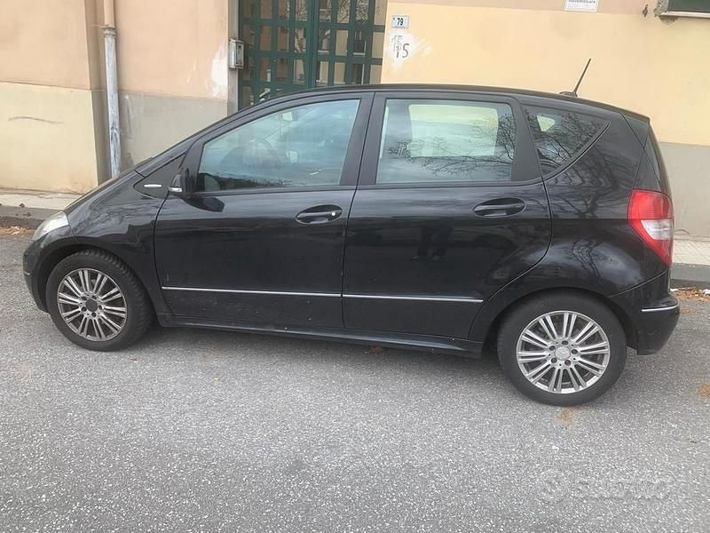 Usata Mercedes A200 2009 Nero Monovolume