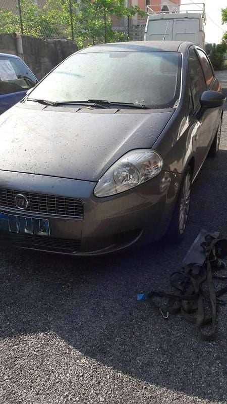 Usata Fiat Grande Punto Dynamic 120 CV (88 kW) 2009 Other Utilitaria