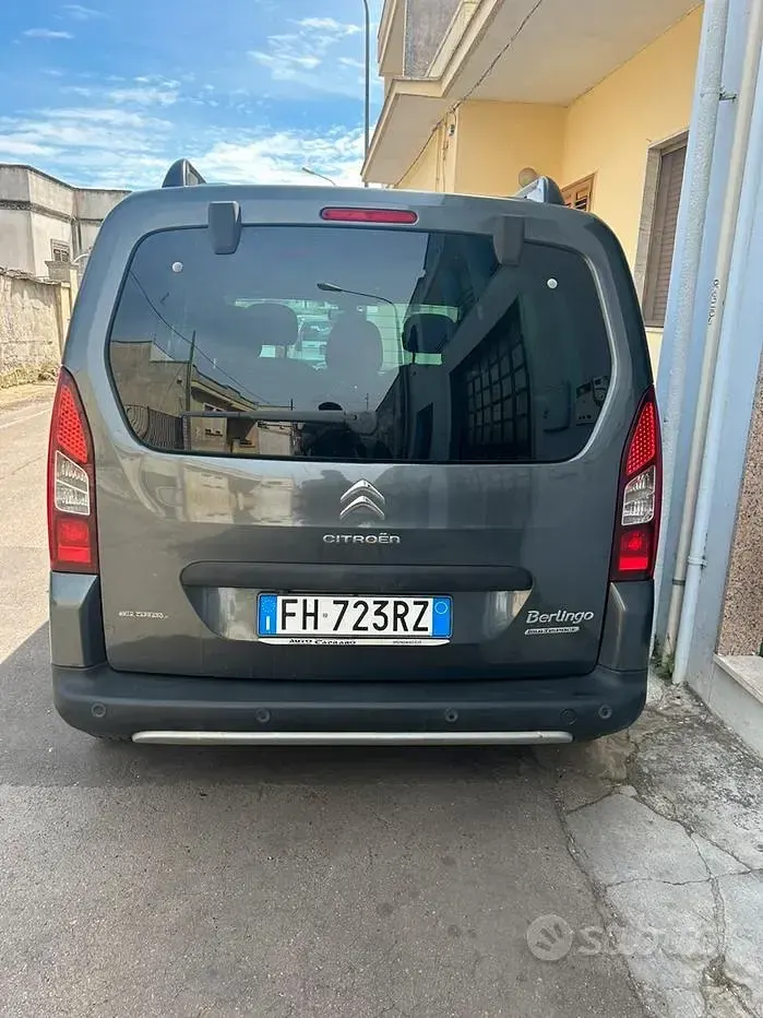 Usata Citroën Berlingo 120 CV (88 kW) 2017 Grigio Monovolume
