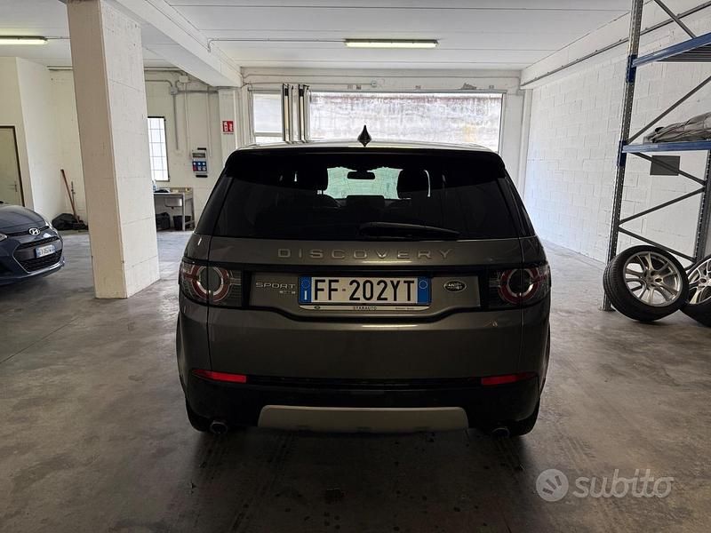Usata Land Rover Discovery Sport HSE 180 CV (132 kW) 2016 Grigio SUV