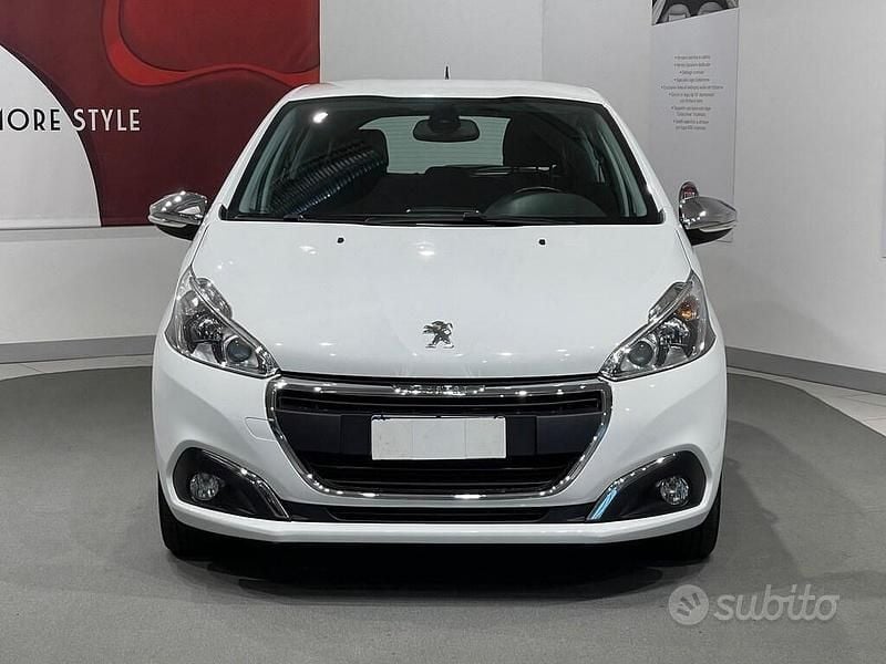 Usata Peugeot 208 Allure 101 CV (74 kW) 2017 Bianco Utilitaria