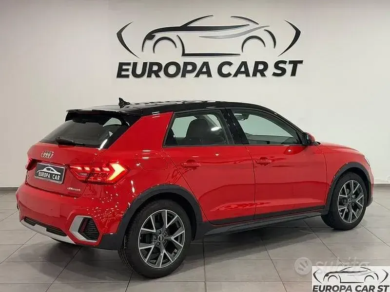 Usata Audi A1 Sportback 95 CV (69 kW) 2023 Rosso Utilitaria