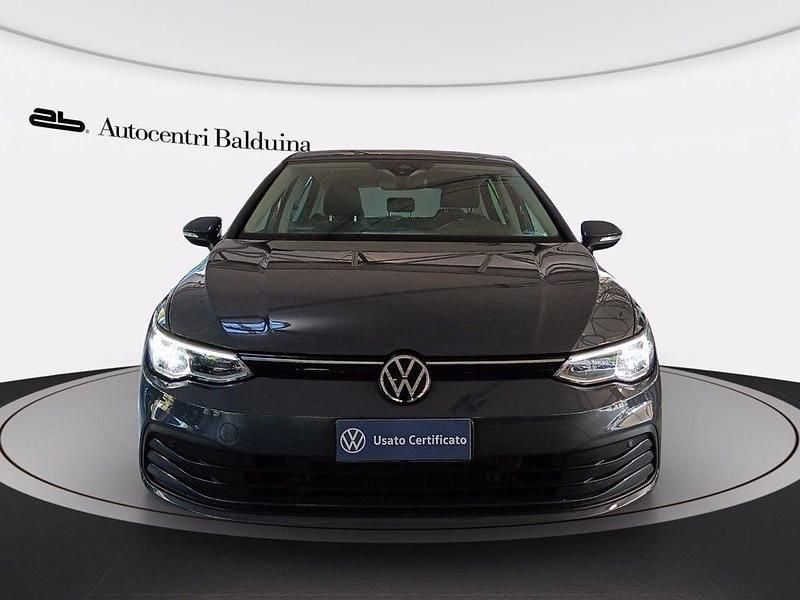 Usata VW Golf VIII Life 110 CV (80 kW) 2022 Dolphin grey Berlina