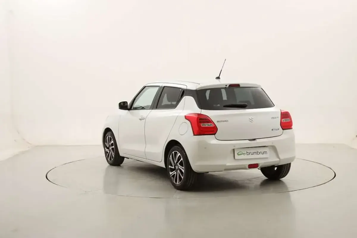 Usata Suzuki Swift 83 CV (61 kW) 2023 Bianco Utilitaria
