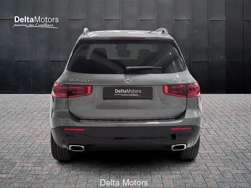 Nuova Mercedes GLB200 150 CV (110 kW) 2026 Nero SUV