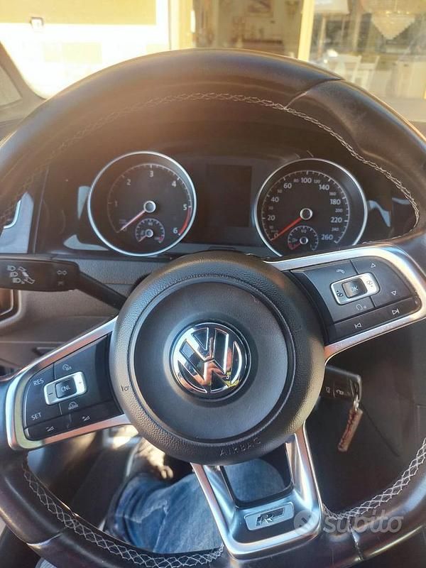 Usata VW Golf VII R-line 110 CV (80 kW) 2016