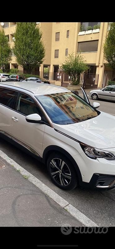 Usata Peugeot 5008 131 CV (96 kW) 2020 SUV