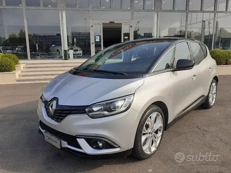 Usata Renault Scénic 110 CV (80 kW) 2019 Grigio Monovolume