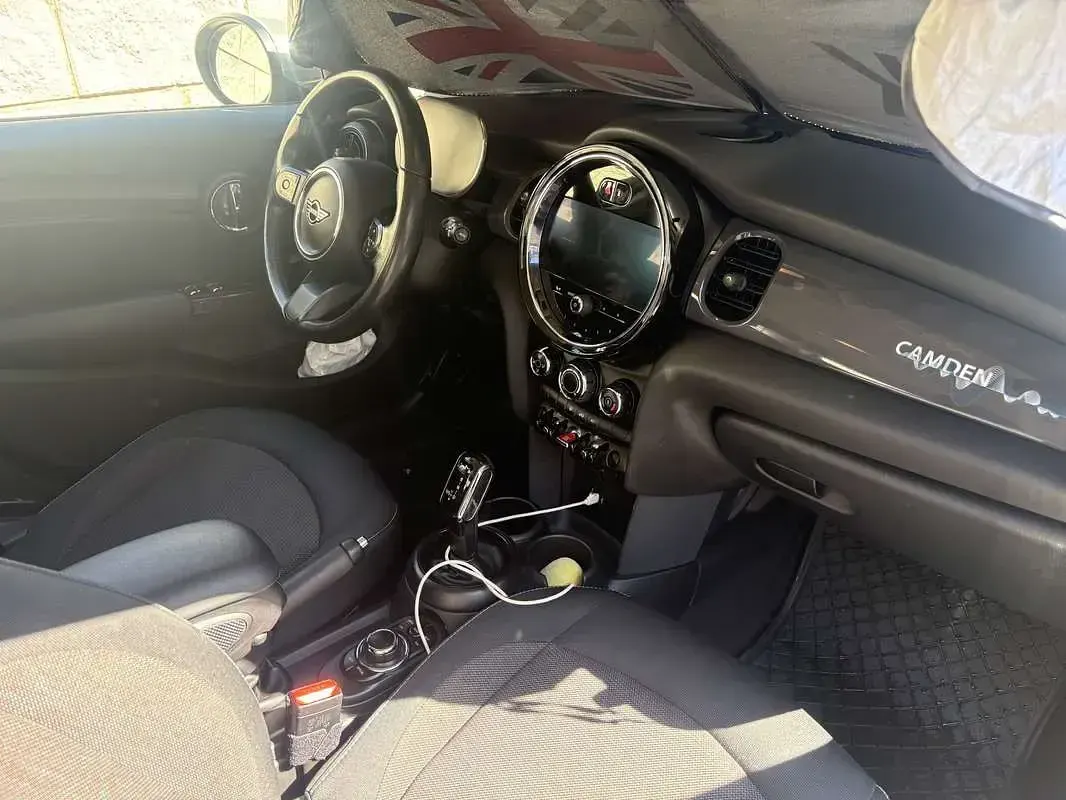 Usata Mini ONE 102 CV (75 kW) 2021 Utilitaria