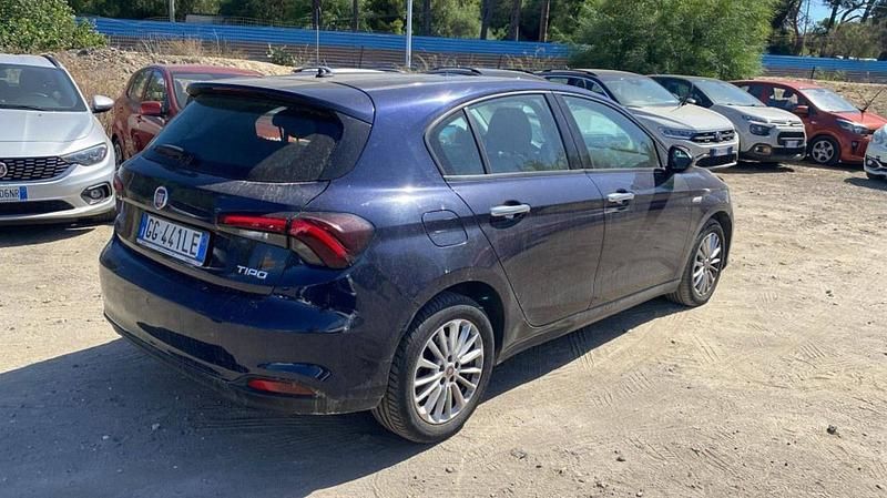 Usata Fiat Tipo Life 131 CV (96 kW) 2021 Blu Berlina