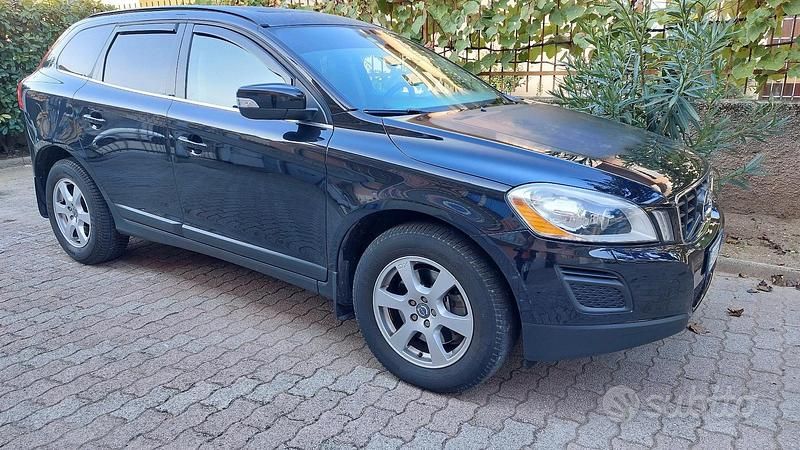 Usata Volvo XC60 163 CV (119 kW) 2011 Nero SUV