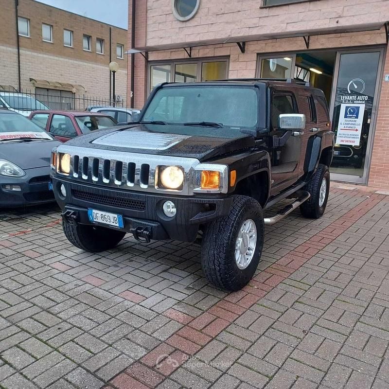 Nero Usata 2008 Hummer H3 SUV | 16.500 € - Immagine 1/4