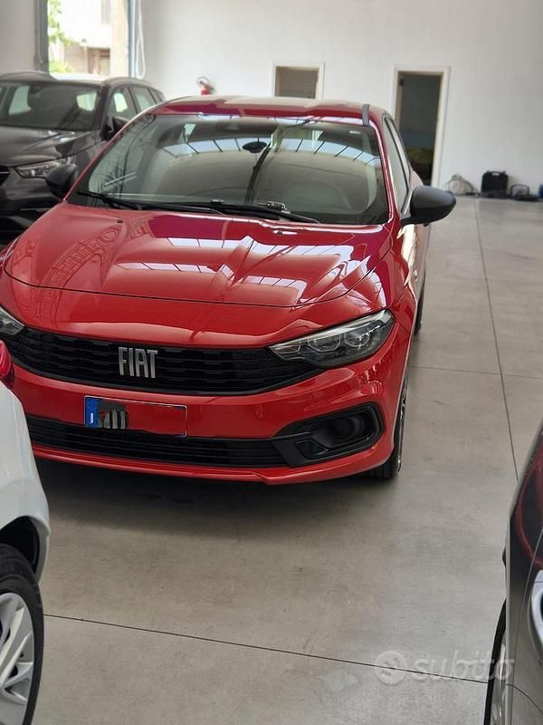 Usata Fiat Tipo City Life 131 CV (96 kW) 2021 Rosso Station wagon