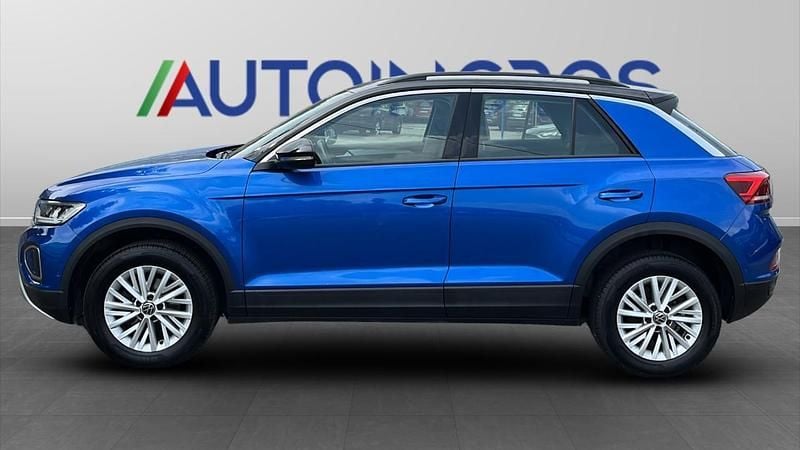 Usata VW T-Roc Life 150 CV (110 kW) 2023 Blu SUV