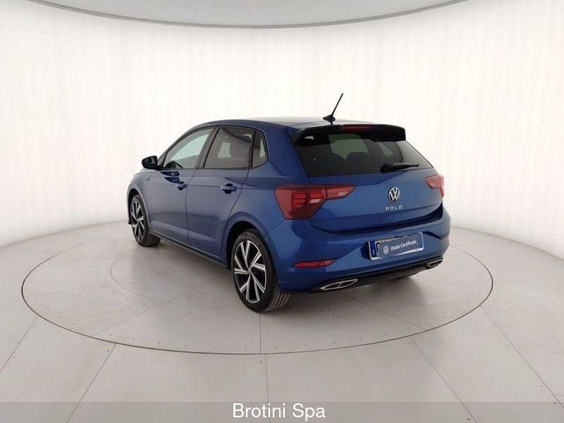 Usata VW Polo R-line 95 CV (69 kW) 2023 Blu metallizzato Utilitaria