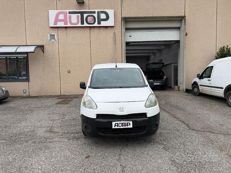 Usata Peugeot Partner 90 CV (66 kW) 2014 Bianco Monovolume