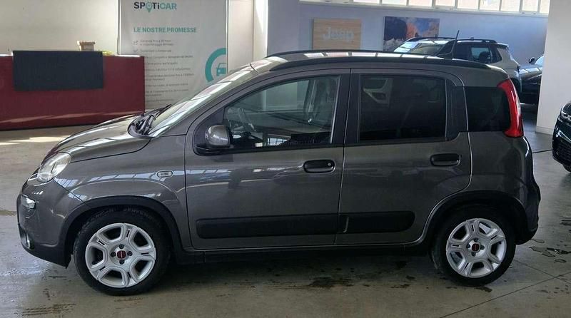 Usata Fiat Panda S 70 CV (51 kW) 2023 Grigio Utilitaria
