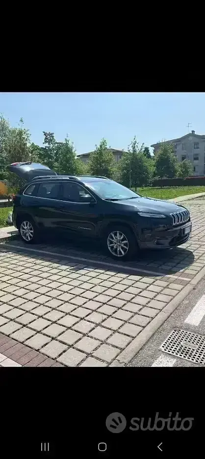 Usata Jeep Cherokee 140 CV (102 kW) 2016 Nero SUV