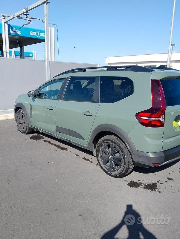 Usata Dacia Jogger 110 CV (80 kW) 2022 Verde Monovolume