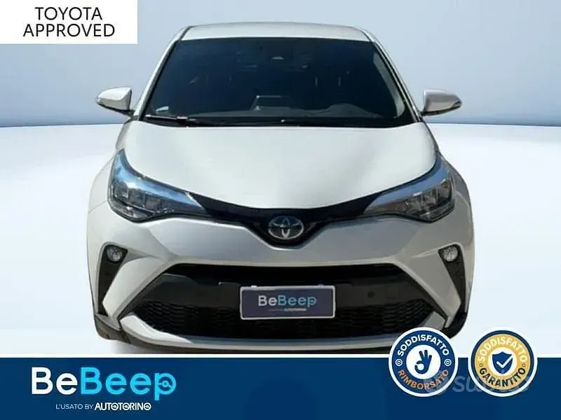 Usata Toyota C-HR Trend 122 CV (89 kW) 2022 Bianco SUV