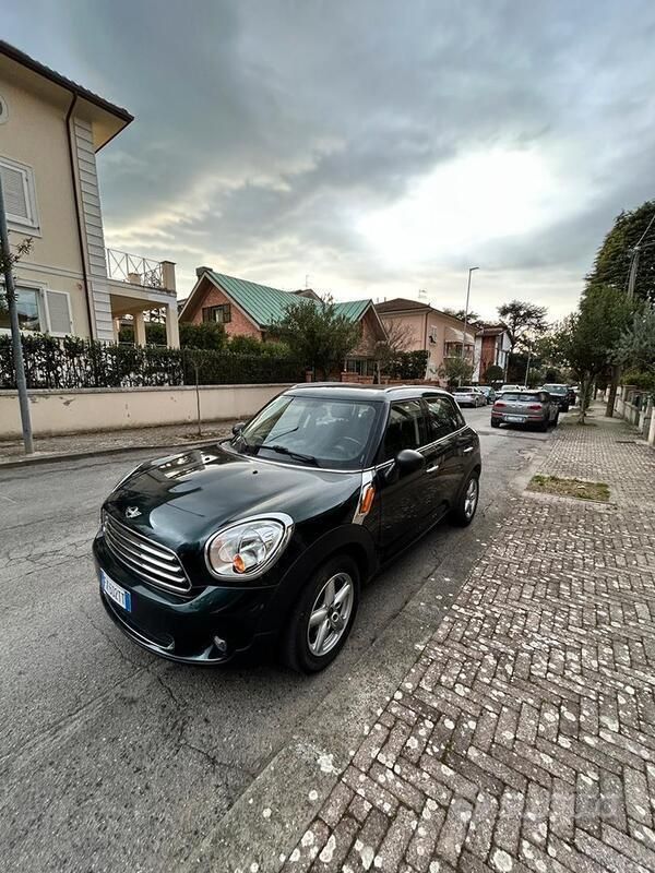 Usata Mini One D 111 CV (81 kW) 2013 Verde Utilitaria