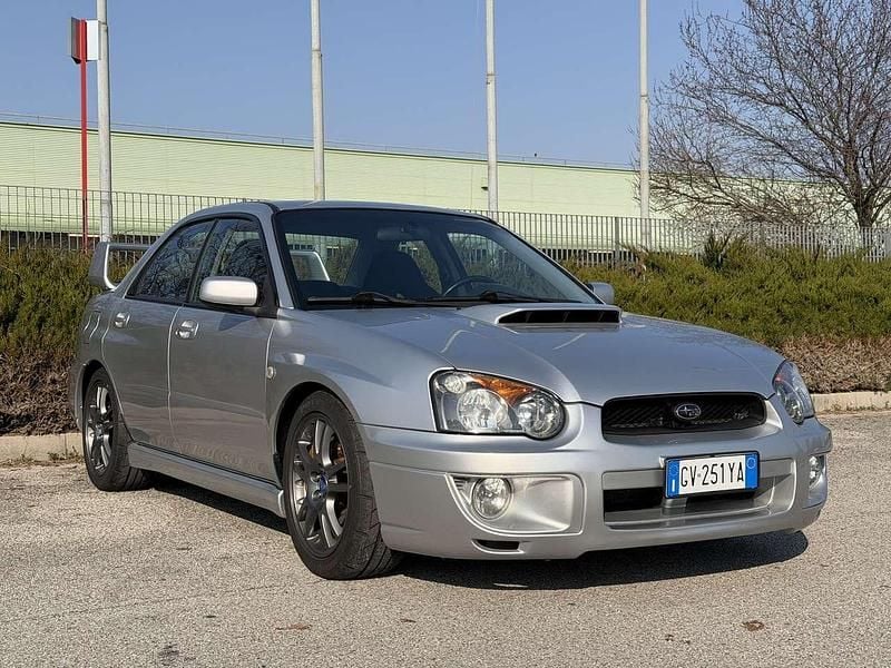 Usata Subaru Impreza 224 CV (164 kW) 2004 Argento Berlina