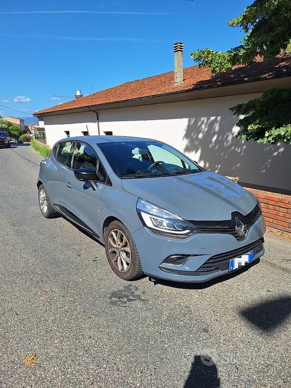 Usata Renault Clio IV 75 CV (55 kW) 2019 Grigio Berlina