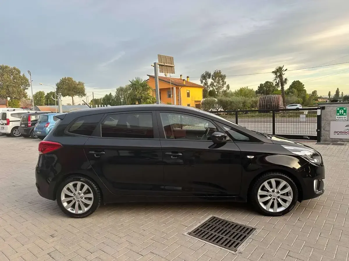 Usata Kia Carens 116 CV (85 kW) 2016 Nero Monovolume