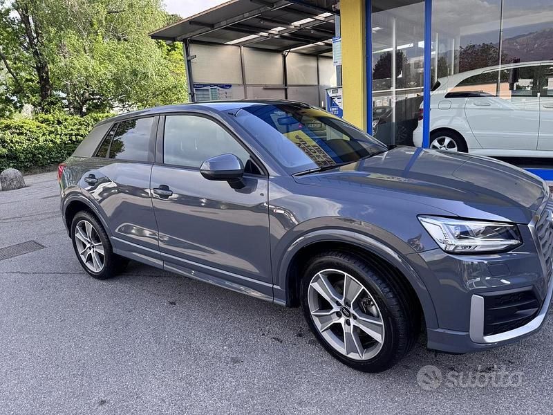 Usata Audi Q2 S-Line 116 CV (85 kW) 2018 Grigio SUV