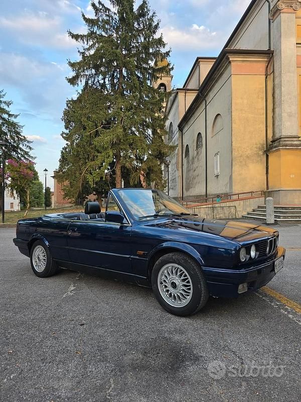 Usata BMW 318 Cabriolet 1991 Blu Cabrio