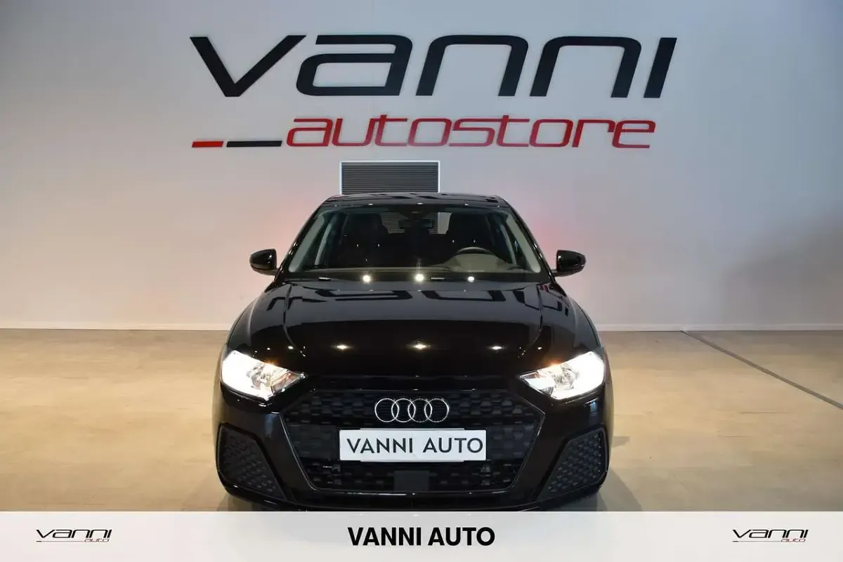 Usata Audi A1 Sportback Admired 95 CV (69 kW) 2024 Nero Utilitaria