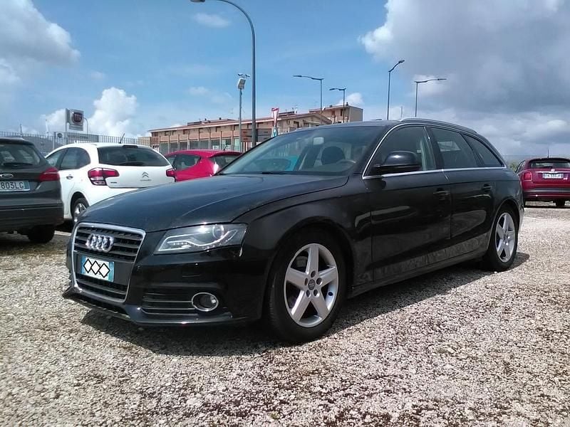 Usata Audi A4 140 CV (102 kW) 2009 Nero Station wagon