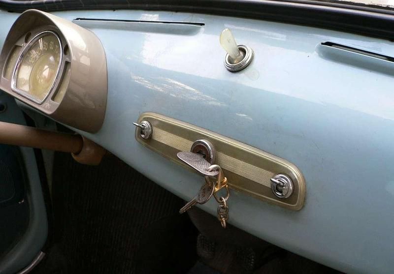 Usata Fiat 600 27 CV (19 kW) 1956 Blu/azzurro Berlina
