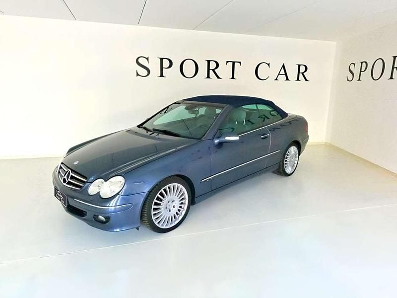 Usata Mercedes CLK200 163 CV (119 kW) 2006 Blu Cabrio
