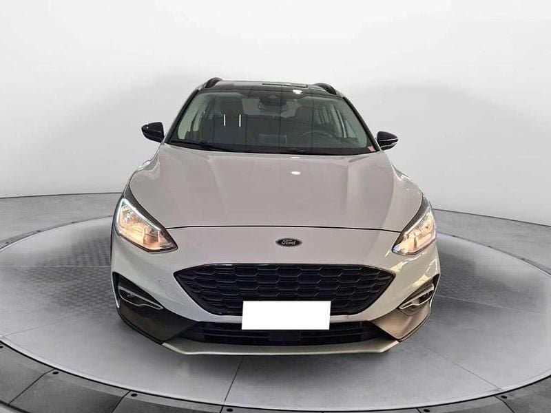 Usata Ford Focus Active 125 CV (91 kW) 2020 Bianco SUV