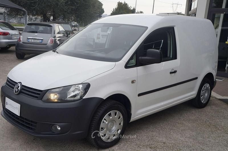 Usata VW Caddy Sound 105 CV (77 kW) 2015 Bianco Monovolume