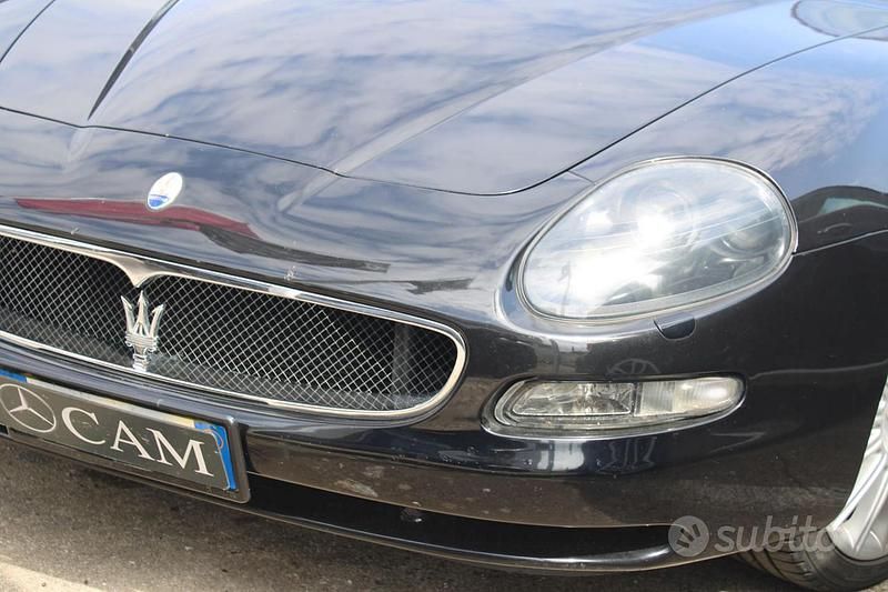 Usata Maserati Spyder 390 CV (286 kW) 2004 Blu Cabrio