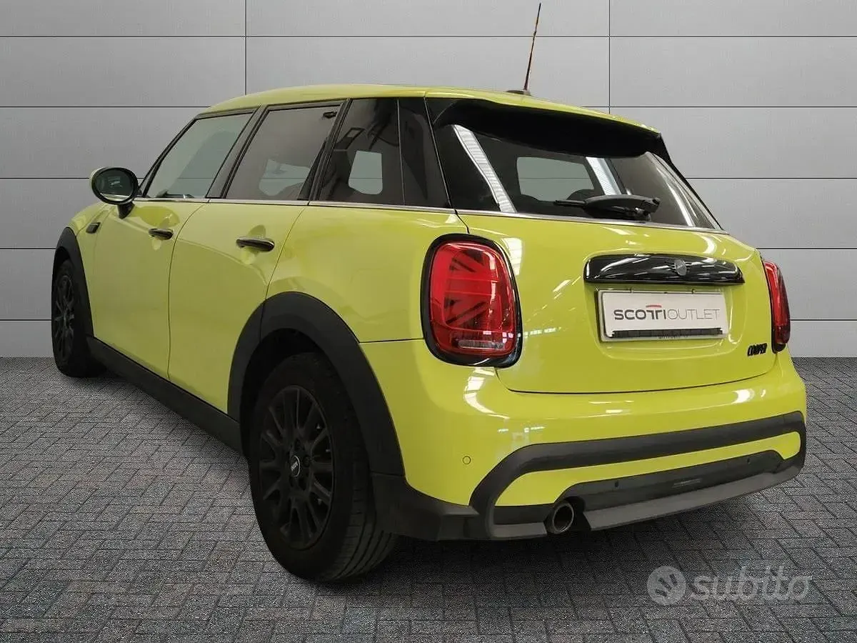 Usata Mini Cooper 136 CV (100 kW) 2023 Giallo Utilitaria