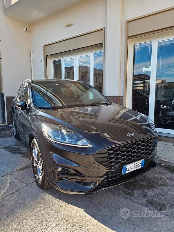 Usata Ford Kuga ST-Line X 150 CV (110 kW) 2022 Nero SUV
