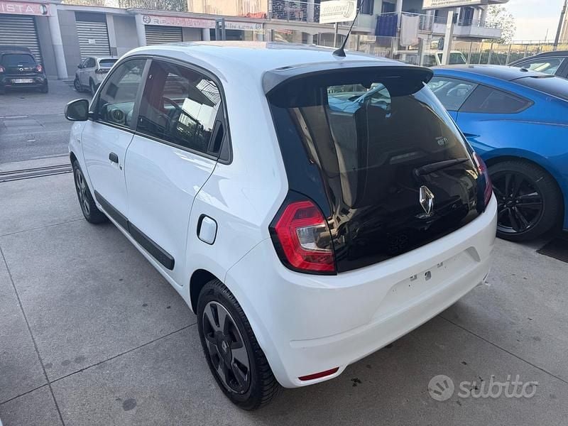Usata Renault Twingo SE 69 CV (50 kW) 2019 Bianco Utilitaria