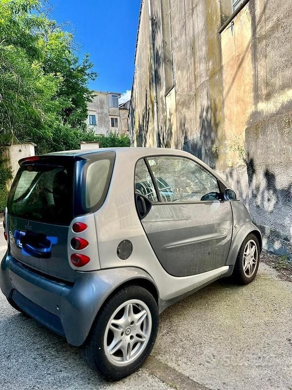 Grigio Usata 2003 Smart ForFour Utilitaria | 2800 € - Immagine 1/4