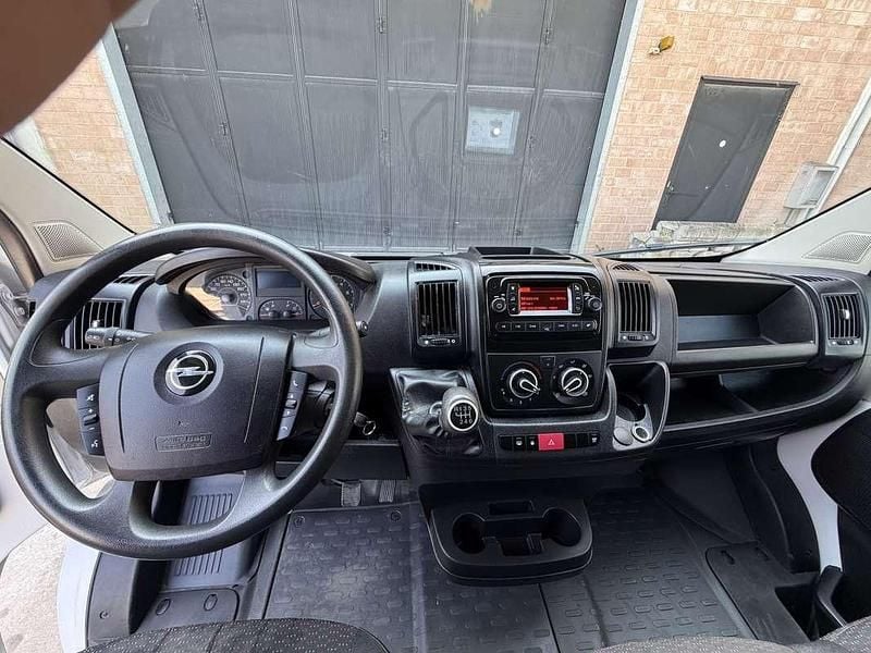 Usata Opel Movano 140 CV (102 kW) 2023 Furgone