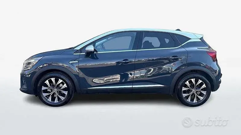 Usata Renault Captur Techno 94 CV (69 kW) 2023 Blu SUV