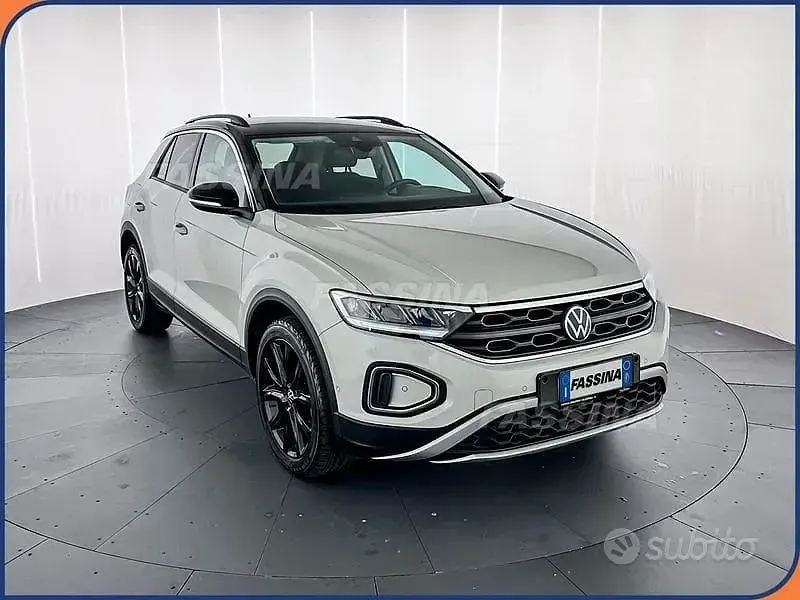 Usata VW T-Roc Sport 110 CV (80 kW) 2023 SUV