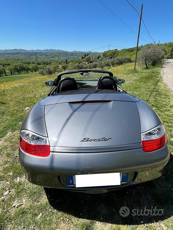 Usata Porsche Boxster 228 CV (167 kW) 2002 Grigio Cabrio