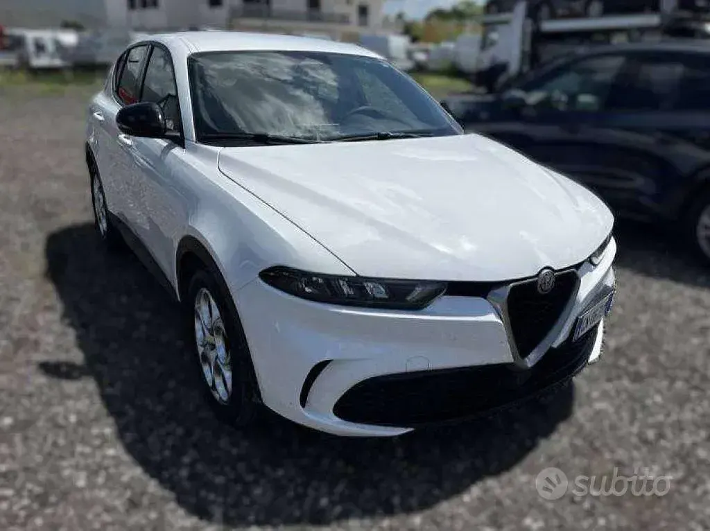 Usata Alfa Romeo Tonale Super 131 CV (96 kW) 2023 Bianco SUV