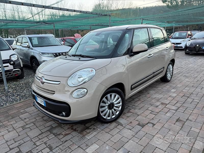 Beige Usata 2016 Fiat 500L Lounge Monovolume | 7500 € (Ottimo prezzo) - Immagine 1/4