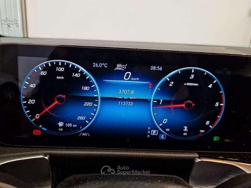 Usata Mercedes GLB180 Business 150 CV (110 kW) 2021 Nero SUV